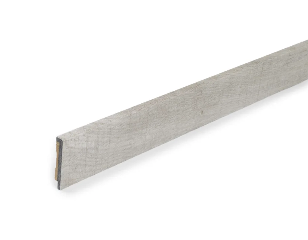 Pergo fargematchet sokkellist, Grey Heritage Oak v:4911644