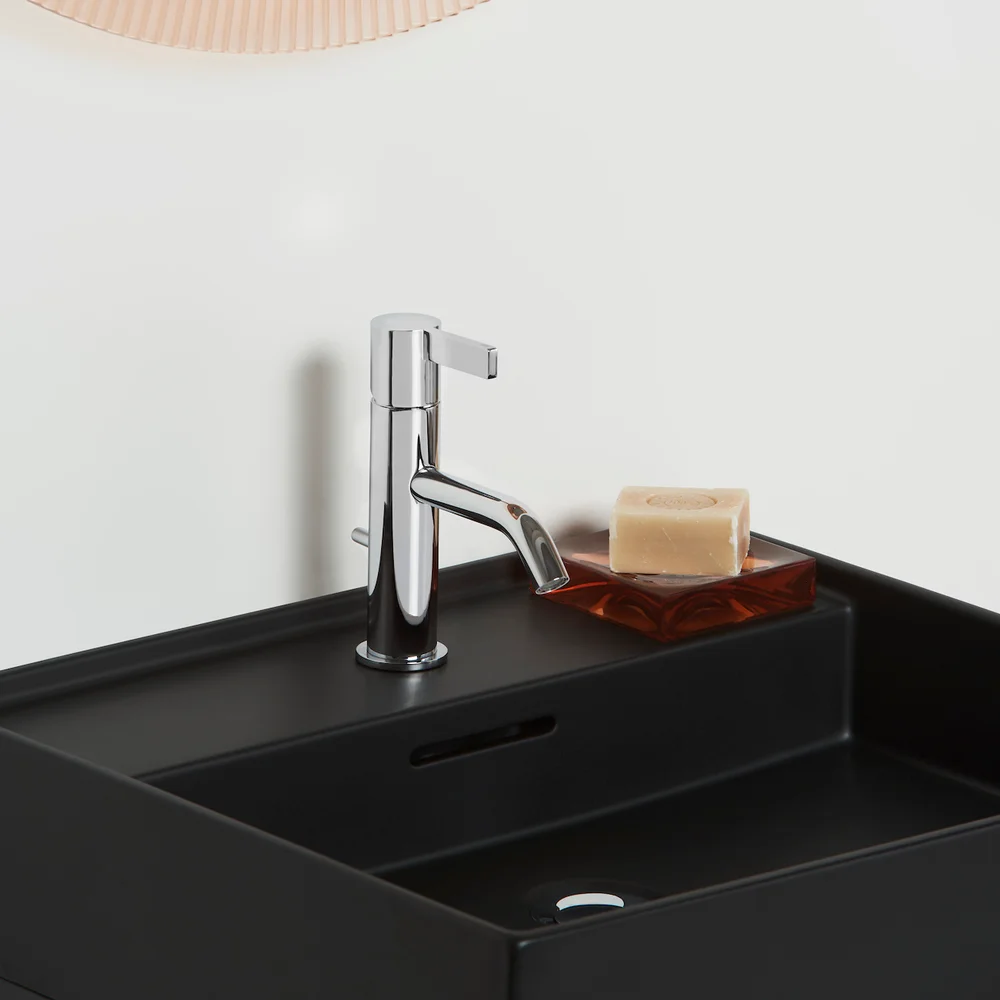 LAUFEN KARTELL SERVANT 46X46 CM LCC U/OVERLØP MATT SORT v:1144148