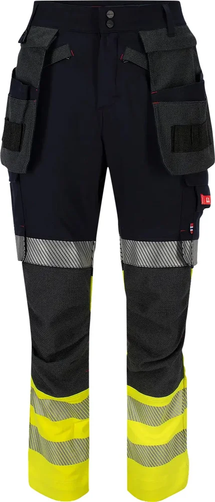 AALESUND OLJEKLEDER M.PLUS EXT BUKSE MA/FL.GU D92 v:9951981 AALESUND OLJEKLEDER M.PLUS EXT BUKSE MA/FL.GU D92 v:9951981