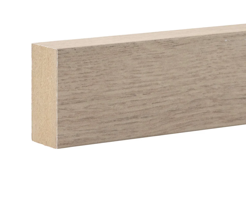 Rindalslist spileplate 60 cm MDF foliert lasert eik 22x45x2400 v:5292089 Rindalslist spileplate 60 cm MDF foliert lasert eik 22x45x2400 v:5292089