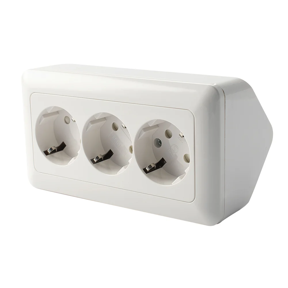 EGANT HJØRNEBOKS M/3-VEIS STIKK 16A/250V v:3775904 EGANT HJØRNEBOKS M/3-VEIS STIKK 16A/250V v:3775904