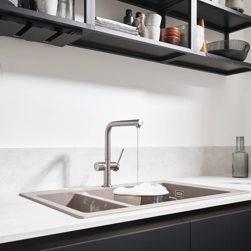 HANSGROHE TALIS M54 KJØKKENARMATUR 270 KROM M/ AVSTENGNING v:8899438 HANSGROHE TALIS M54 KJØKKENARMATUR 270 KROM M/ AVSTENGNING v:8899438